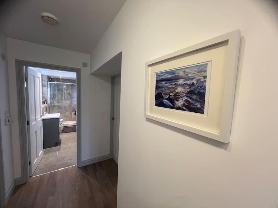 Self-Contained Ensuite Double Or Twin Bedroom In Pentir Bangor  Extérieur photo